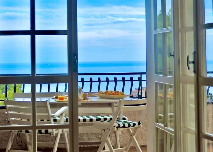 Un Posto Al Sole, Appartement Bordighera